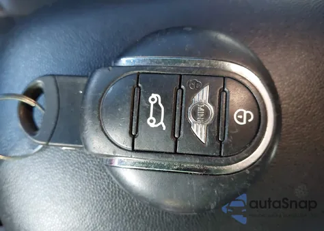 2015 Mini Hardtop Cooper z USA, uszkodzony, nr VIN WMWXS5C52FT831839